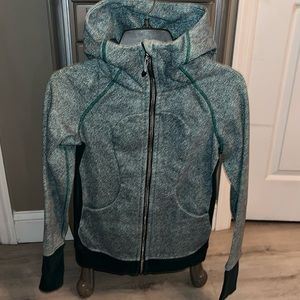 LuluLemon scuba hoodie size 4